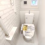 トイレにも採光窓有り